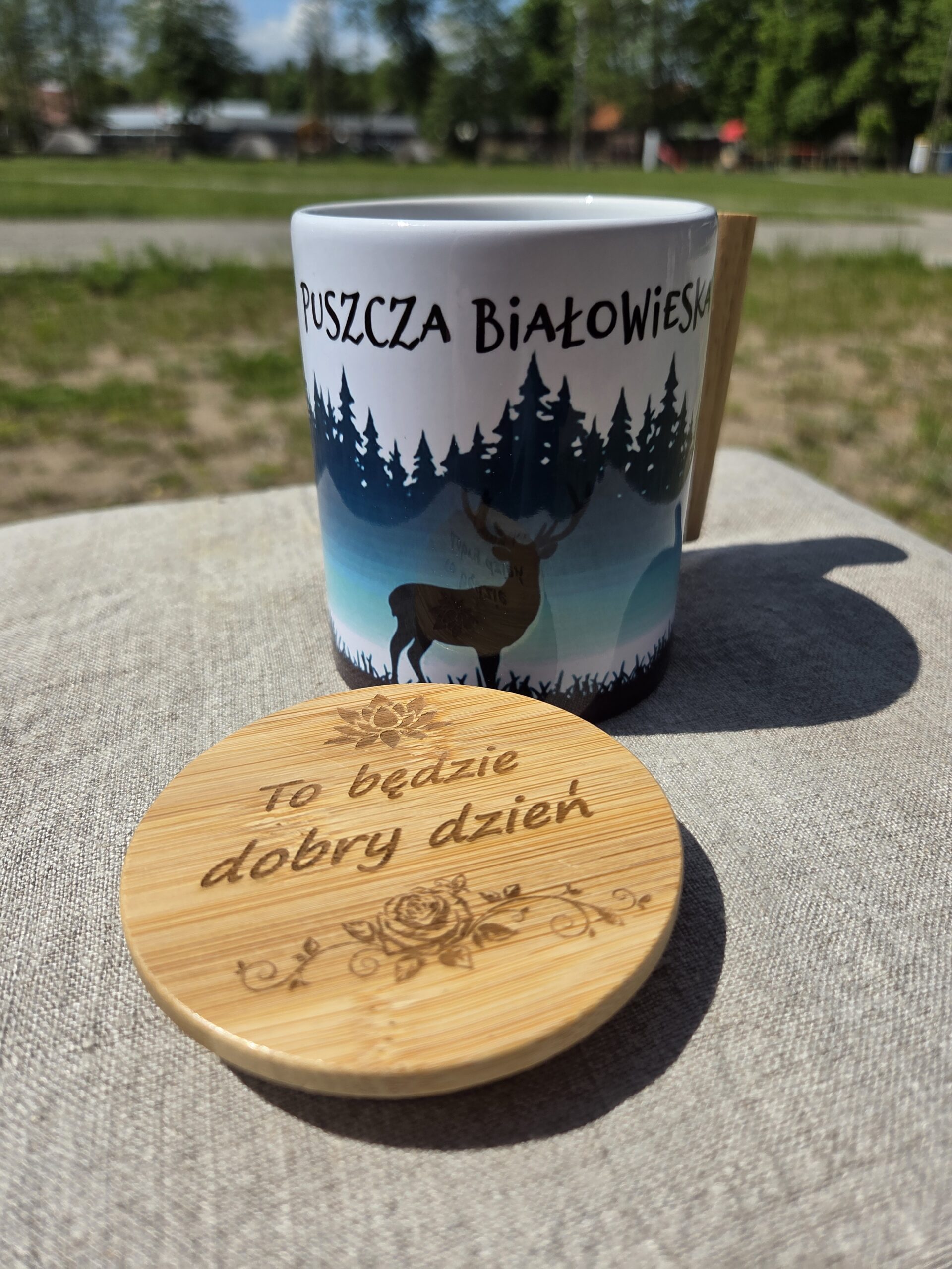 Kubek Z Elementami Drewna Jeleń 330ml - obrazek 3